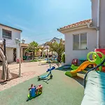 Front In Apartamento Sukošan
