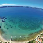 Front In * Sukošan