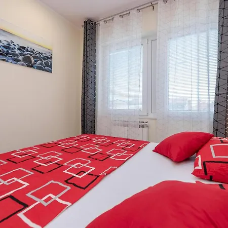 Front In Apartamento *
