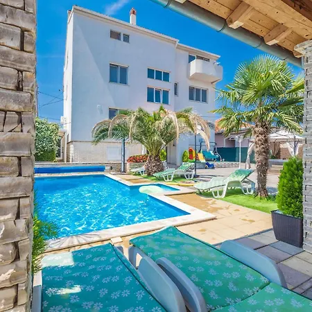 Cozy In Сукошан