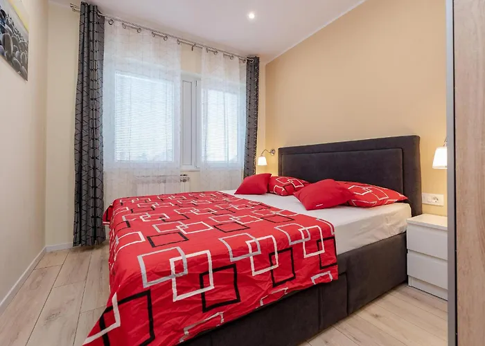 Cozy In Διαμέρισμα Sukošan